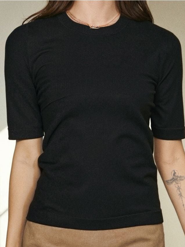 Sinsay - Sveterová blúzka s krátkymi rukávmi - čierna