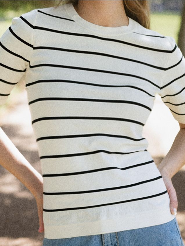 Sinsay - Sveterová blúzka s krátkymi rukávmi - viacfarebná