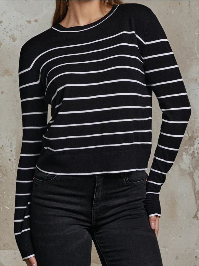 Sinsay - Sveter s okrúhlym výstrihom - čierna