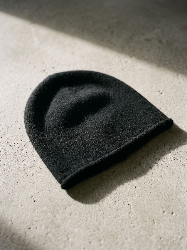 Sinsay - Căciulă Beanie cu Vâscoză - negru