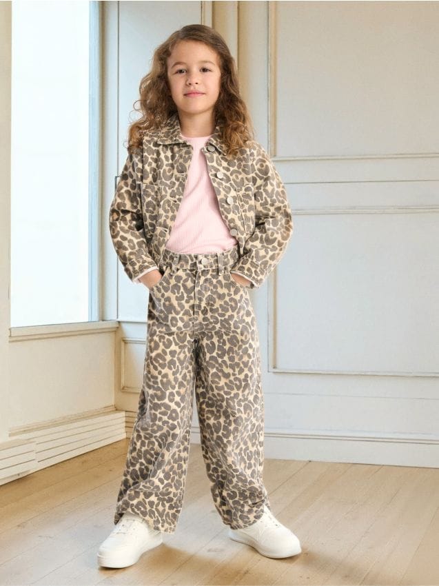 Sinsay - Wide leg džínsy s leopardím vzorom - viacfarebná