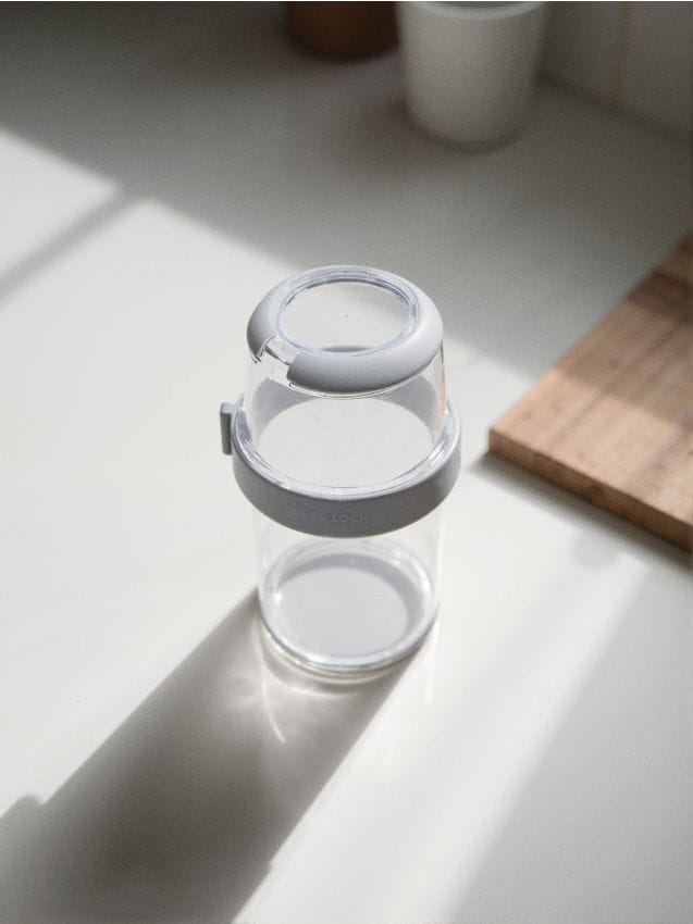 Sinsay - Recipient din două piese cu capac - gri deschis