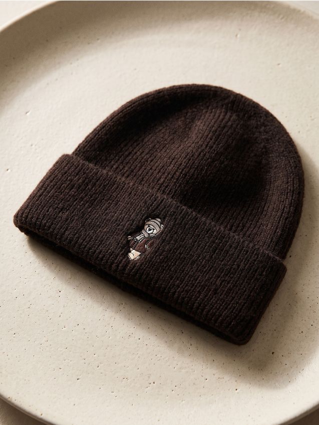 Sinsay - Beanie kapa s vezom