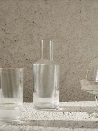 Γυάλινη καράφα