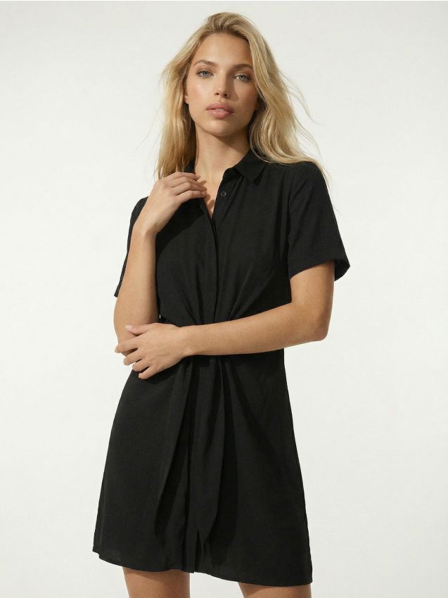 Sinsay - Rochie cămașă mini din viscoză - negru