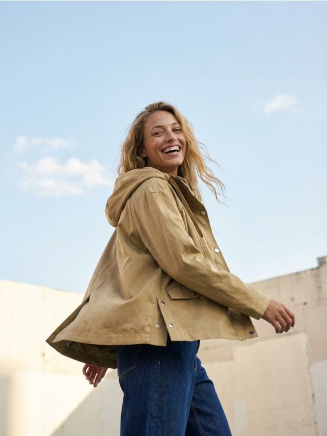 Sinsay - Parka scurtă cu glugă din twill - verde-deschis