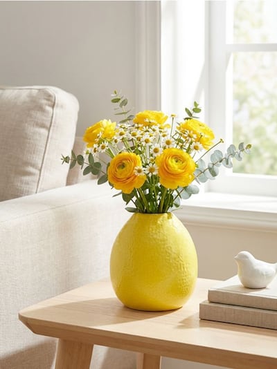 Keramická váza ve tvaru citronu