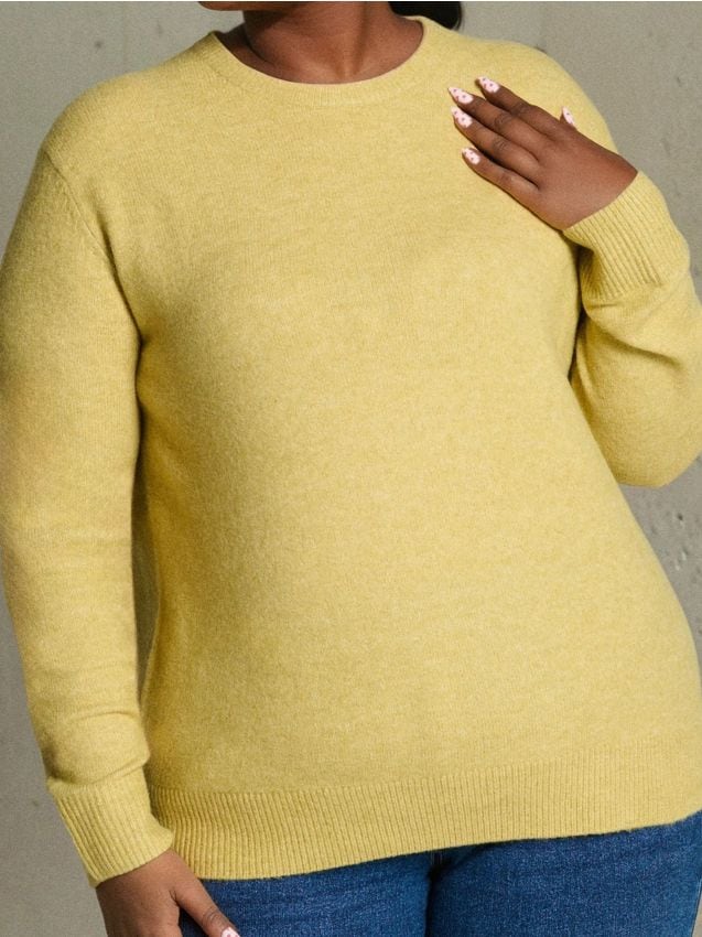 Sinsay - Pulover basic cu amestec de lână Plus Size - galben-muștar