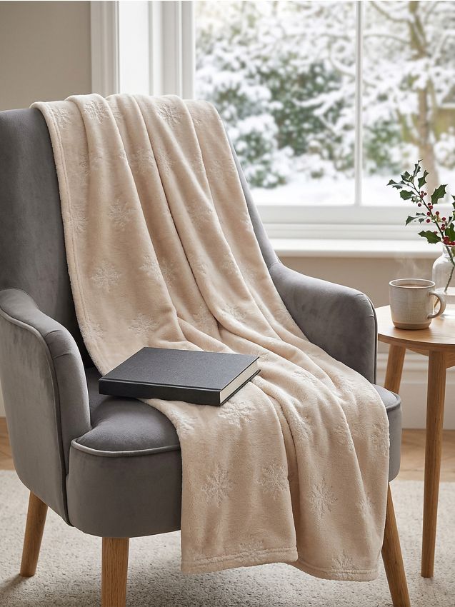 Sinsay - Pătură reversibilă cu motiv de iarnă - bej