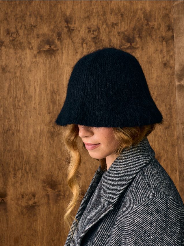 Sinsay - Bucket hat s vunom