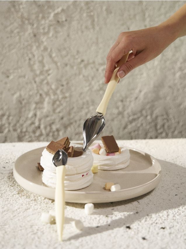 Sinsay - Spatule pentru decorarea prăjiturilor și deserturilor 2 bucăți - crem