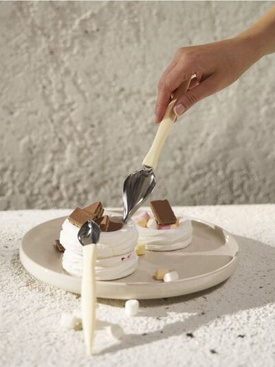 Spatulák torták és desszertek díszítésére 2 darabos csomag