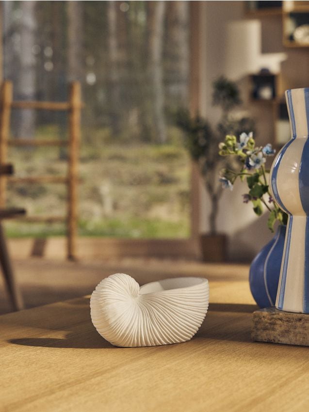 Sinsay - Lumânare în formă de scoică cu miros marin - alb