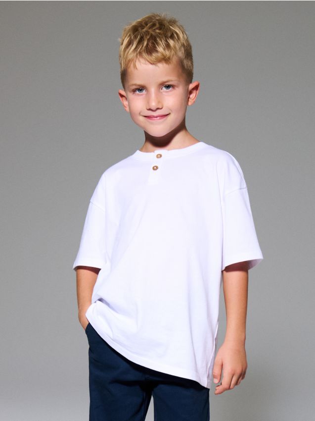 Sinsay - Tričko s ozdobnými gombíkmi - biela