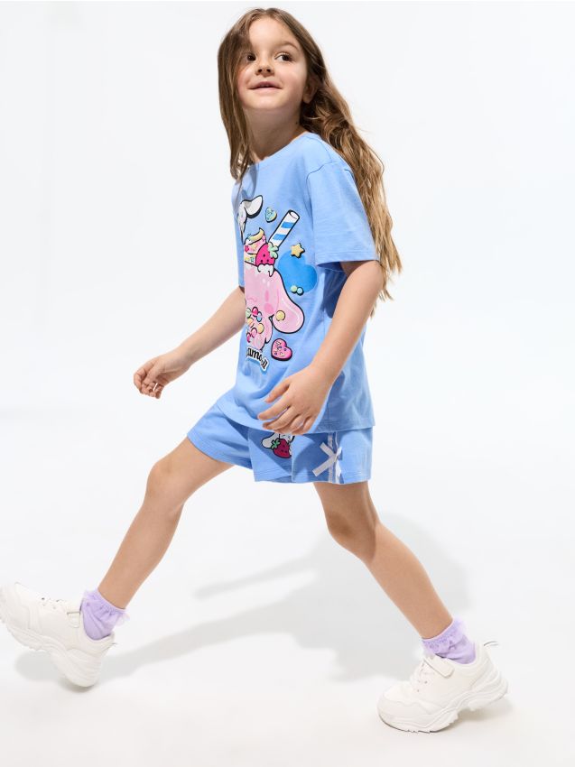 Sinsay - Șorturi largi cu imprimeu Cinnamoroll - albastru-violet