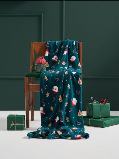 Božična odeja s potiskom Božičkov, severnih jelenov in medenjakov