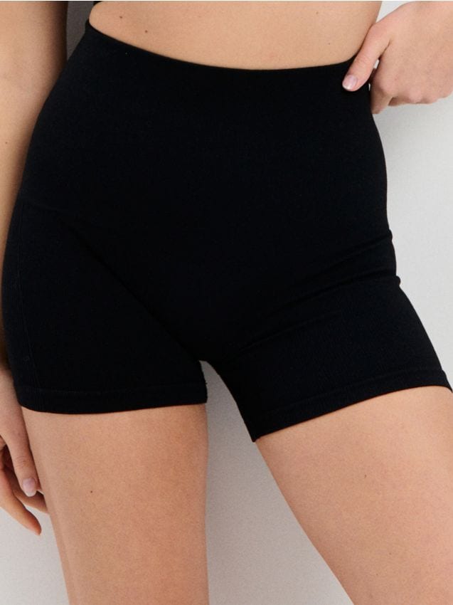 Sinsay - Bezszwowe prążkowane kolarki - czarny