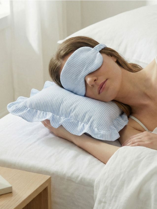 Cuscino e maschera per gli occhi a righe - blu pallido