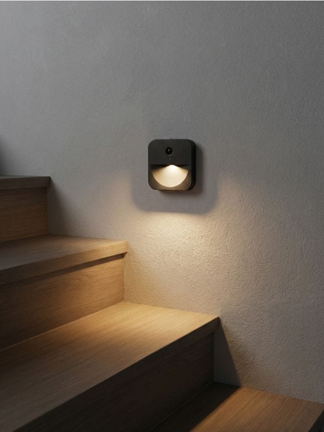 Sinsay - Lampă LED de perete cu senzor de mișcare - negru