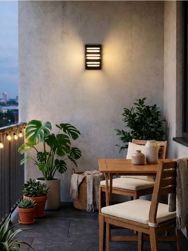 Sinsay - Lampă solară LED pentru grădină - negru