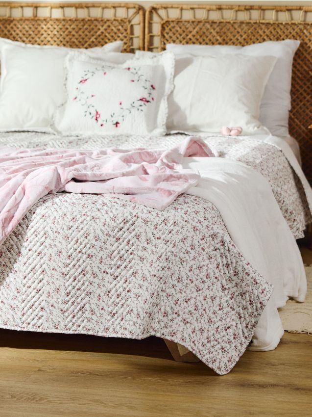 Sinsay - Cuvertură de pat matlasată cu model floral - multicolor
