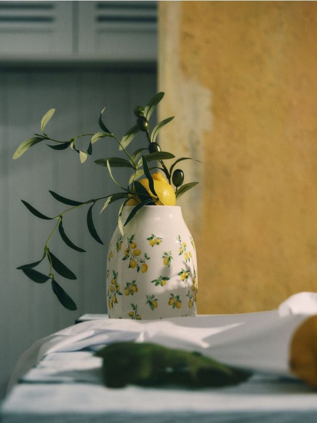 Sinsay - Vază cu motiv de lămâi - alb