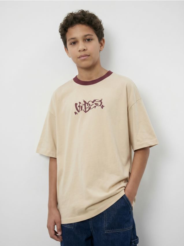 Sinsay - Tricou oversize din bumbac cu imprimeu graffiti - bej