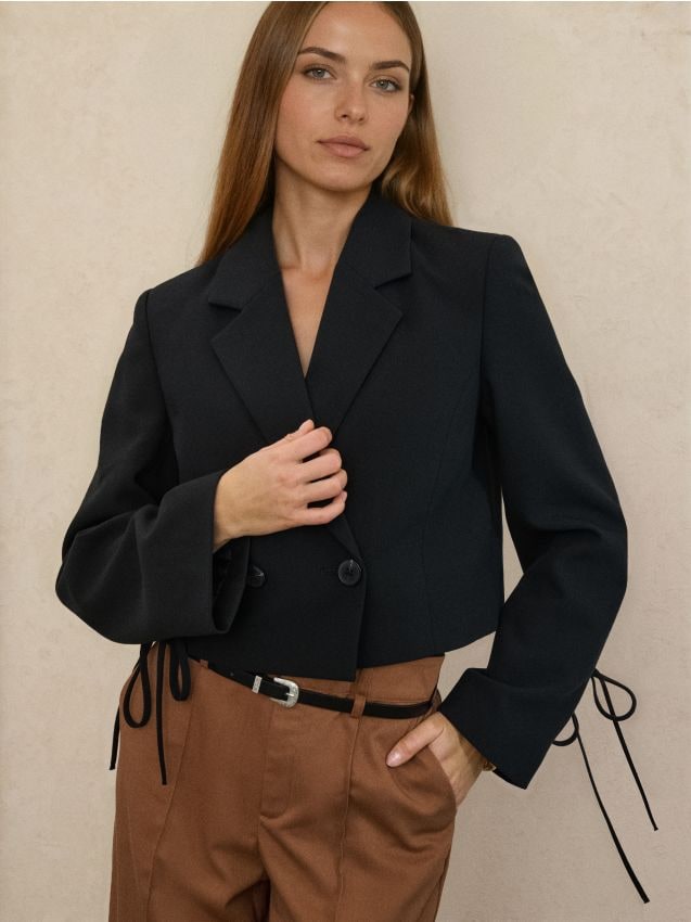 Sinsay - Sacou scurt cu închidere dublă - negru