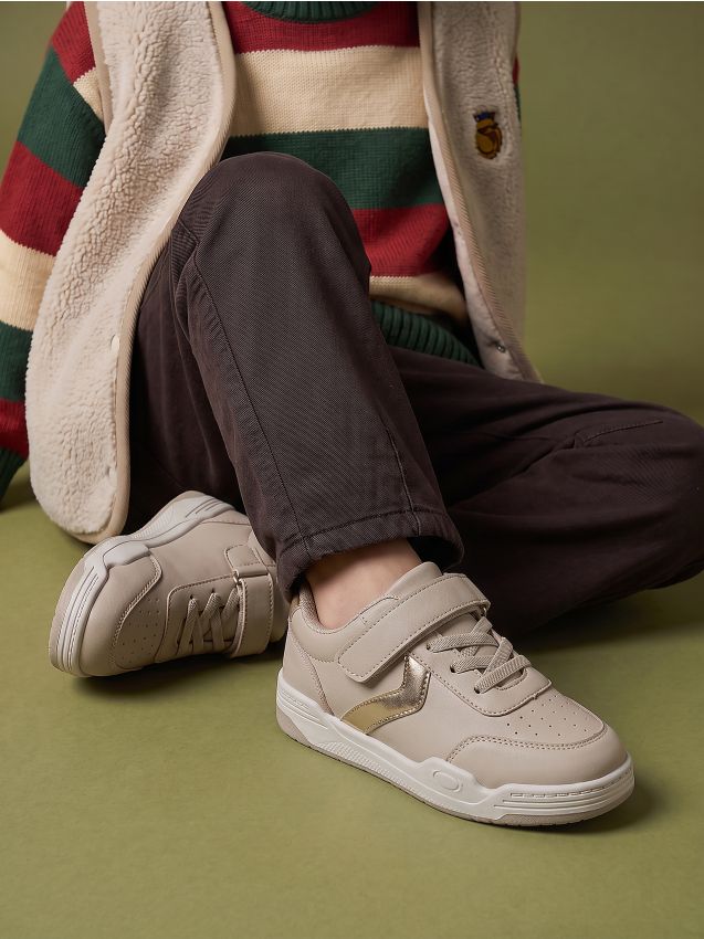 Sinsay - Sneakers din imitație de piele cu inserție metalizată - bej