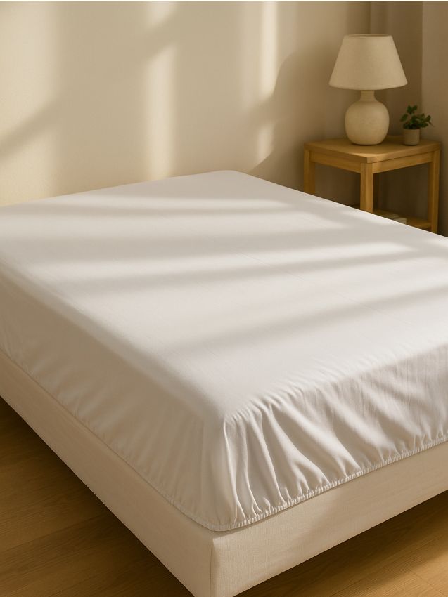 Sinsay - Pernă decorativă împletită cu modele - alb