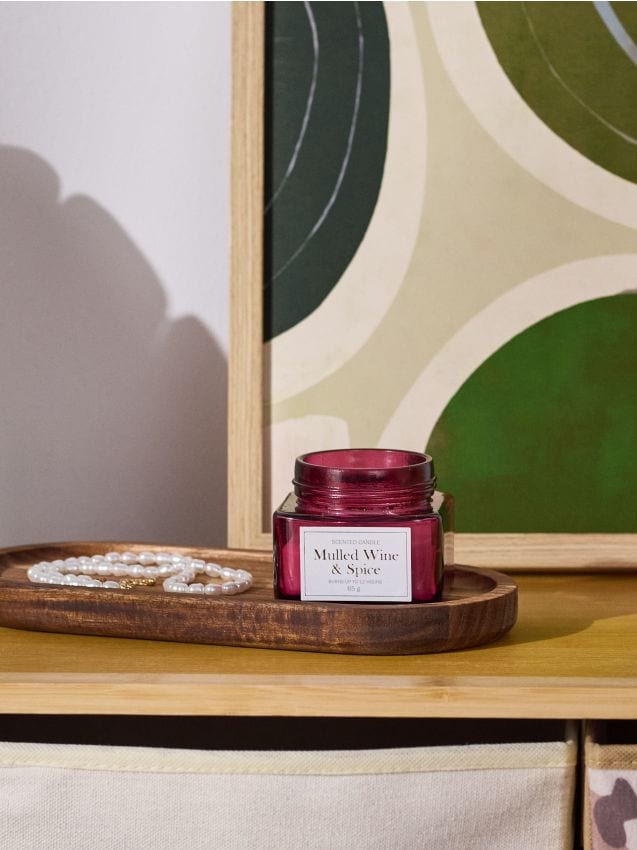 Sinsay - Voňavá sviečka Mulled Wine & Spice - tmavofialová