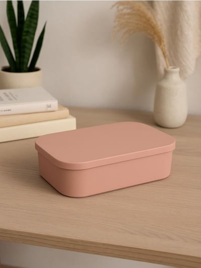 Кутия за съхранение с капак