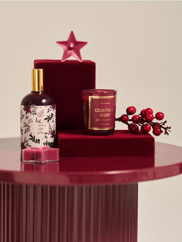 Sinsay - Darčekový set: sviečka a osviežovač vzduchu Cranberry - lilavá