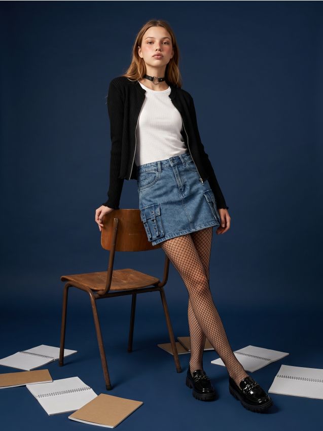 Sinsay - Cardigan cu nervuri cu fermoar și volane decorative cu viscoză - negru