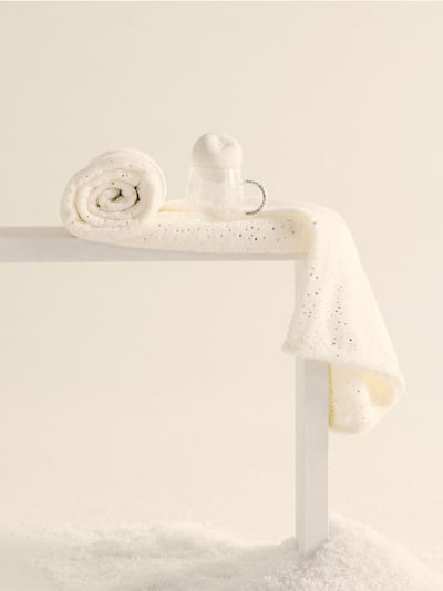 Одеяло с петнист десен