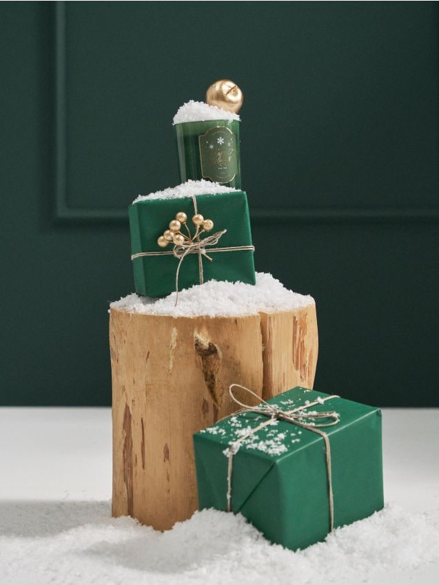 Sinsay - Sviečka Pine Tree - tmavozelená