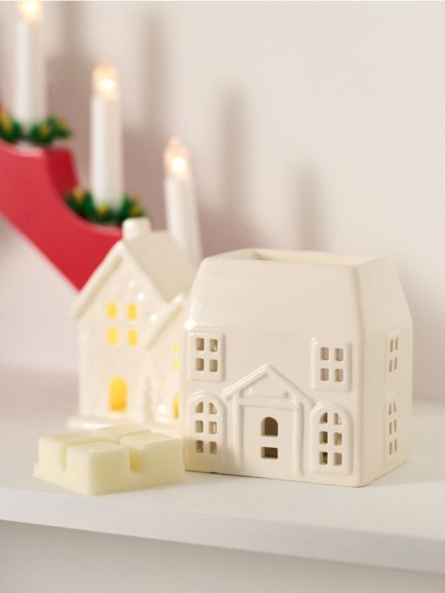 Sinsay - Lampa na éterické oleje Cranberry - biela