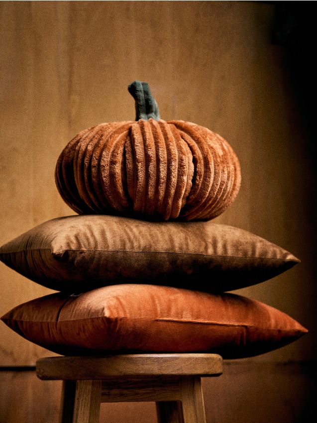 Cuscino a forma di zucca - arancione