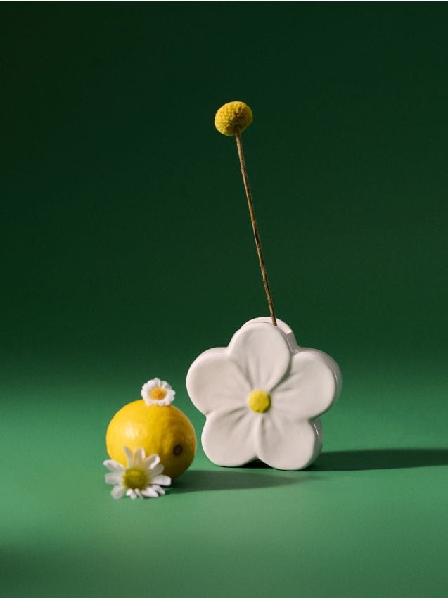 Sinsay - Vază ceramică în formă de floare - alb