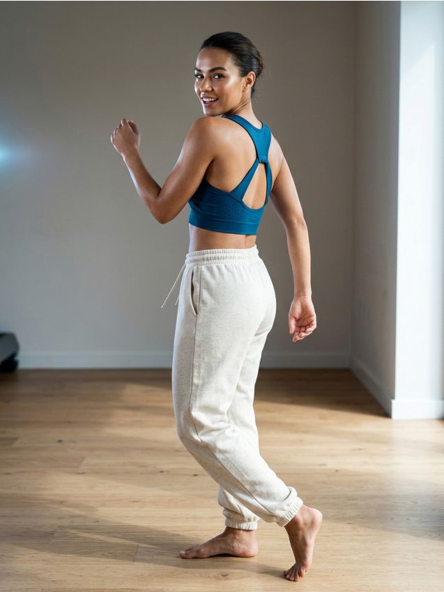 Sinsay - Pantaloni de trening tip jogger - nude