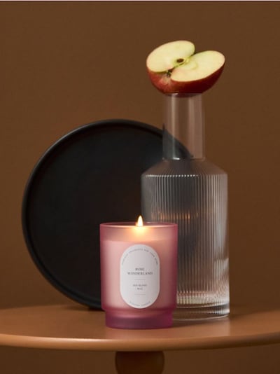 Vonná sójová svíčka Rose Wonderland