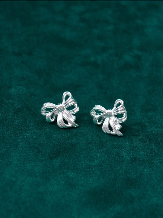 Sinsay - Náušnice v tvare mašle - strieborná