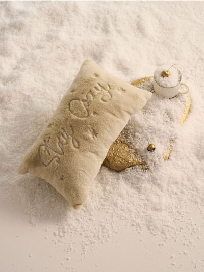 Декоративна подушка