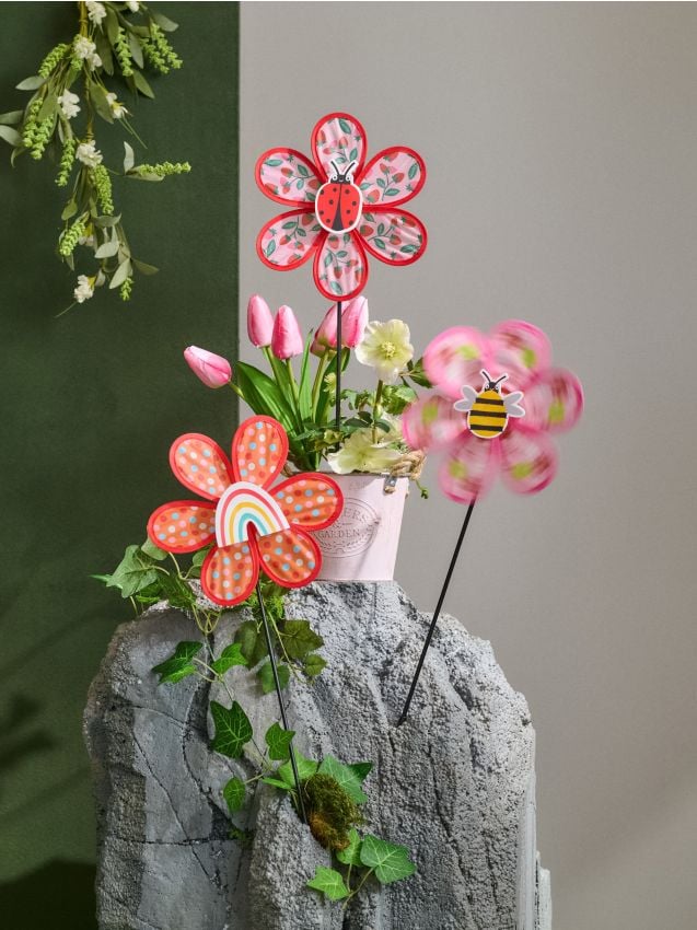 Sinsay - Decorațiuni de grădină pe băț în formă de flori 3 pack - roz