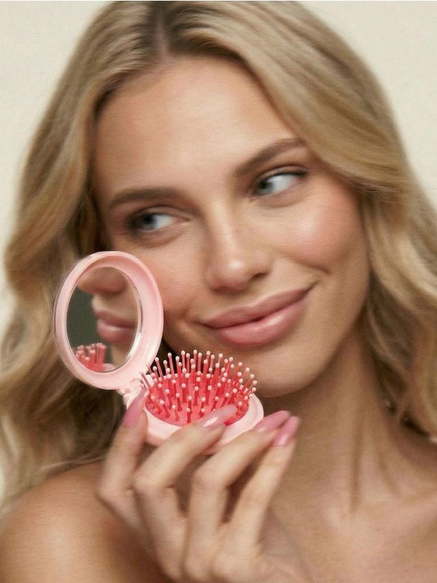 Sinsay - Perie pliabilă pentru păr cu oglindă cu motiv de cireșe - roz-pastel