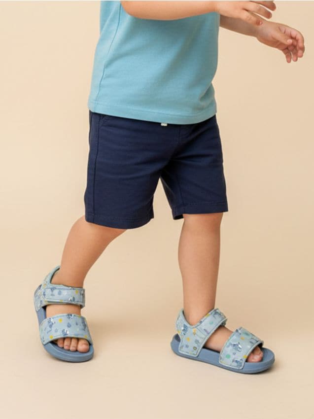 Sinsay - Sandale cu motiv de rechini - light blue