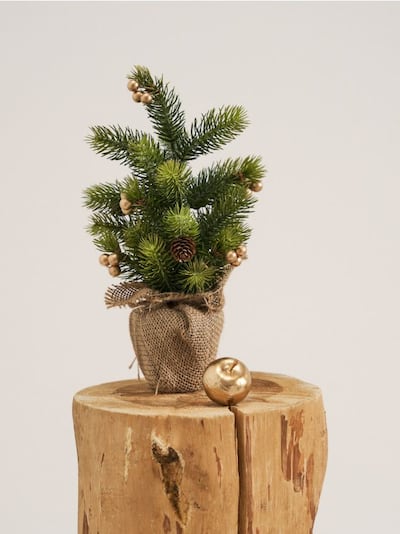 Декоративно изкуствено растение