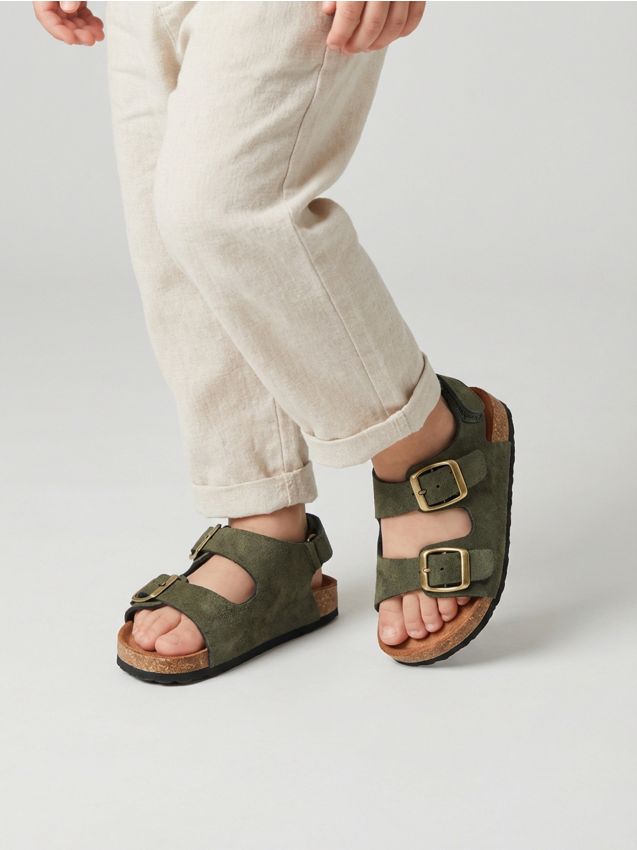 Sinsay - Sandale cu toc înalt și catarame - verde-maroniu