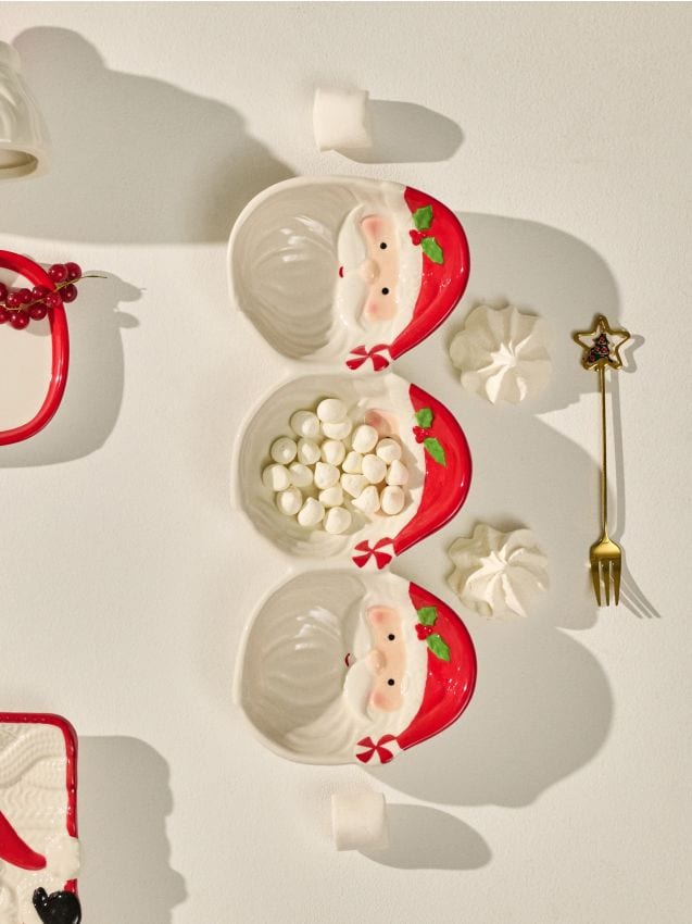 Sinsay - Vianočný podnos s obrazom troch Santa Clausov - viacfarebná