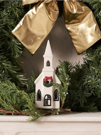 Sveča v obliki hiše